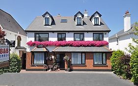Lynfield Lodge